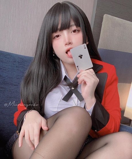 Angel Chan erotic model photo