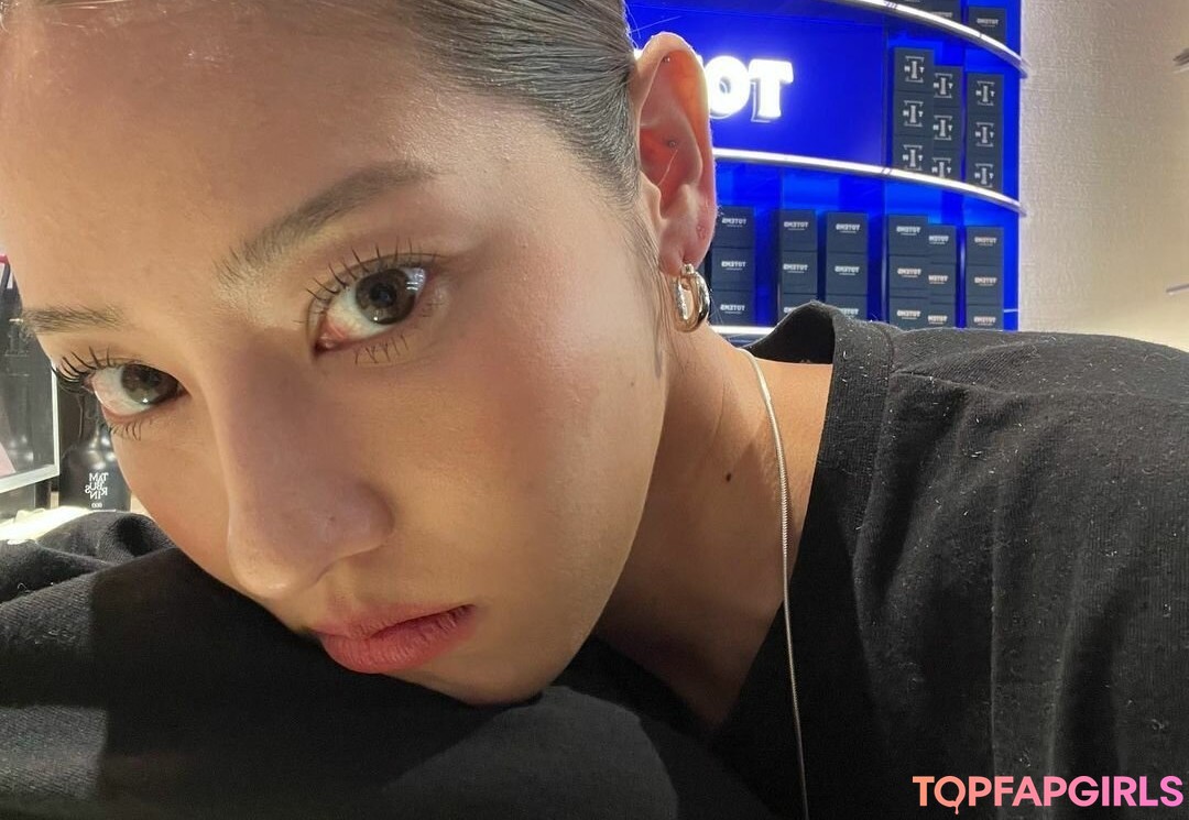 Jeon Jisu pornstar xxx pics
