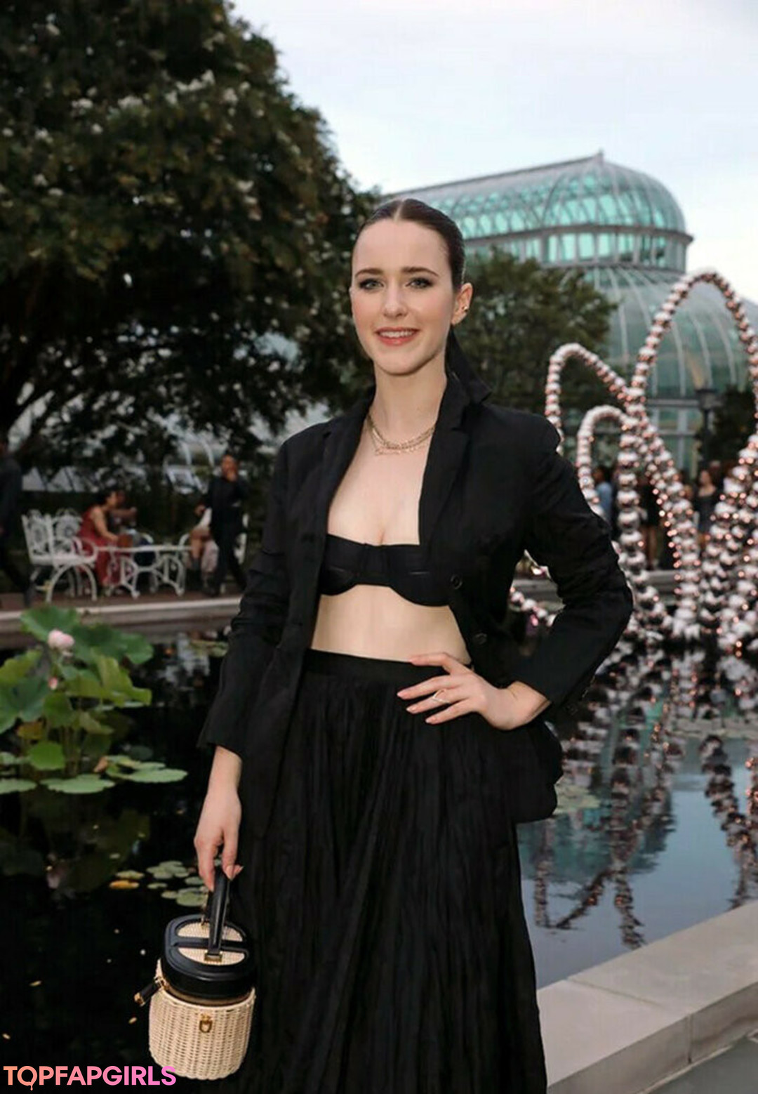 Rachel Brosnahan erotic model picture