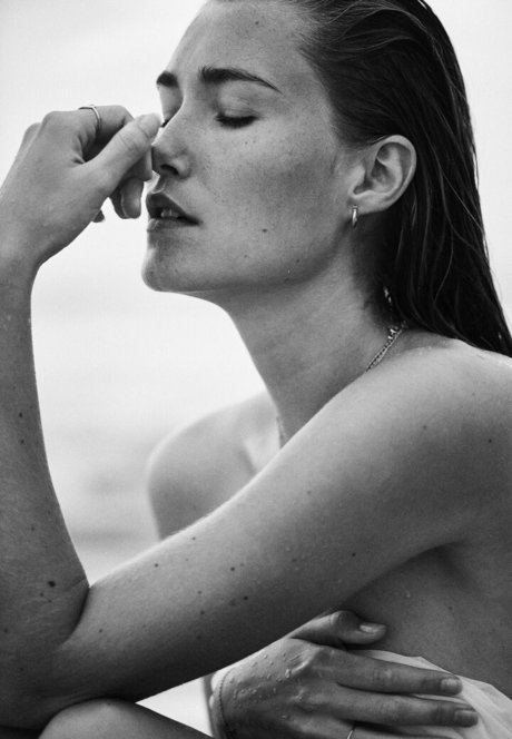 voyeur onlyfans top picture