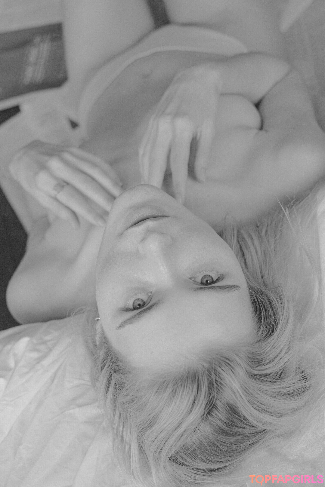 Oceane Le Ny naked star images