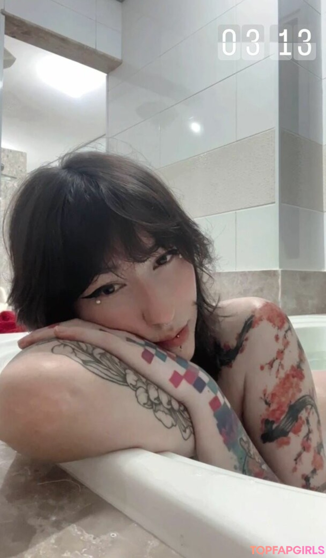 Julia Cristina profile image