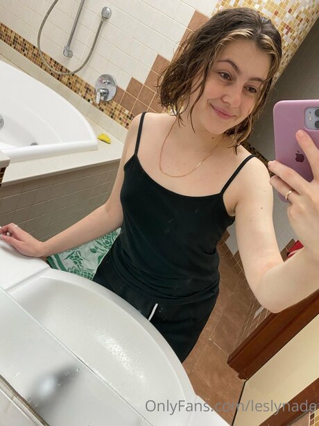 For you Lesly_ star sex pic