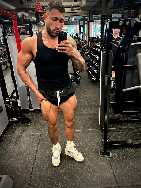 Leonardo Ribeiro_ model beautiful photos