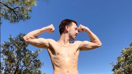 nerdy teen onlyfans naked images