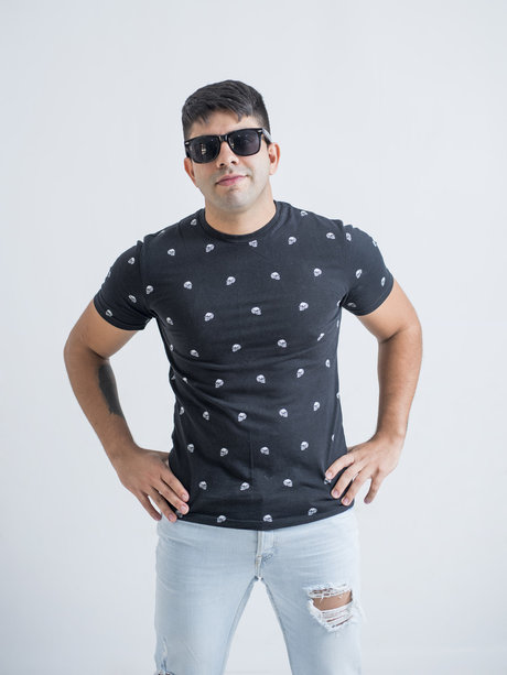 Leo F nude pornstar pics