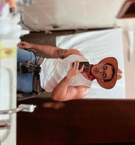 skinny brunette onlyfans hot naked pictures