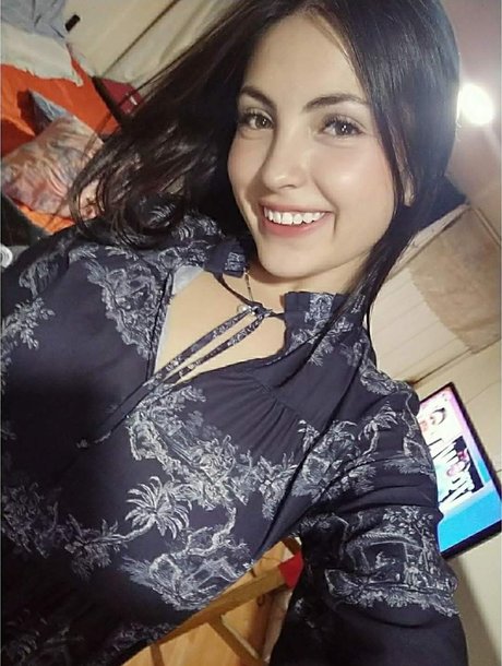 Laura Milena perfect model pictures