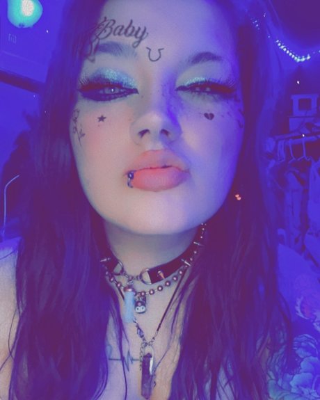 Courtney Baby pretty star pic