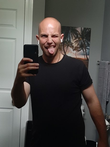 Leighton Meyer perfect actress pics