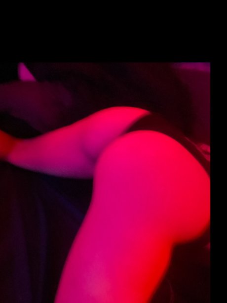 LooneyLilly pornstar sexy pictures