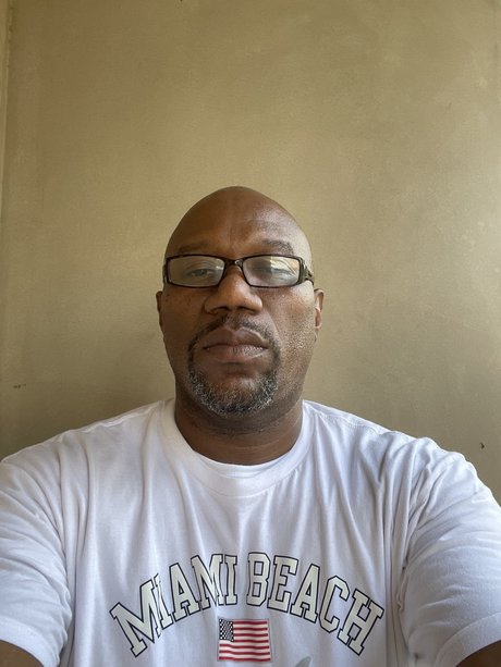 Looking4aparlay nudes actress picture