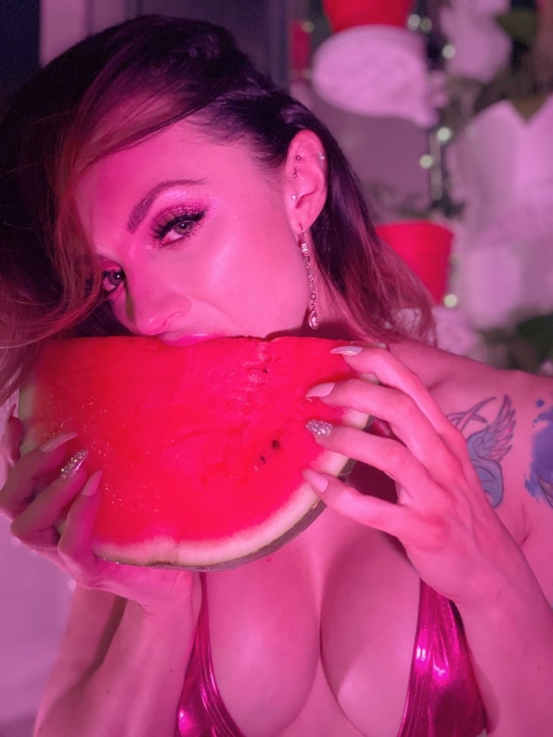 LONDON LIX model pornographic pictures