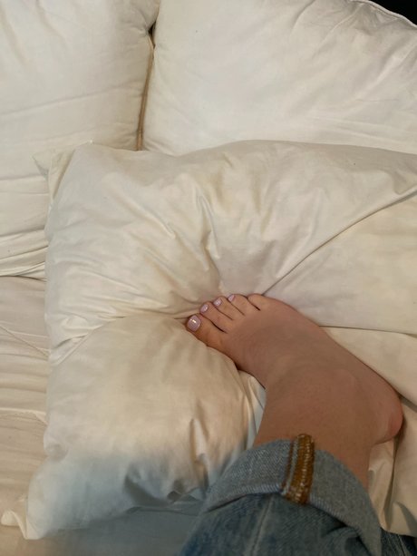 lolaslittleflower top profile image