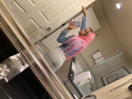 _ladyyy_ hot star gallery