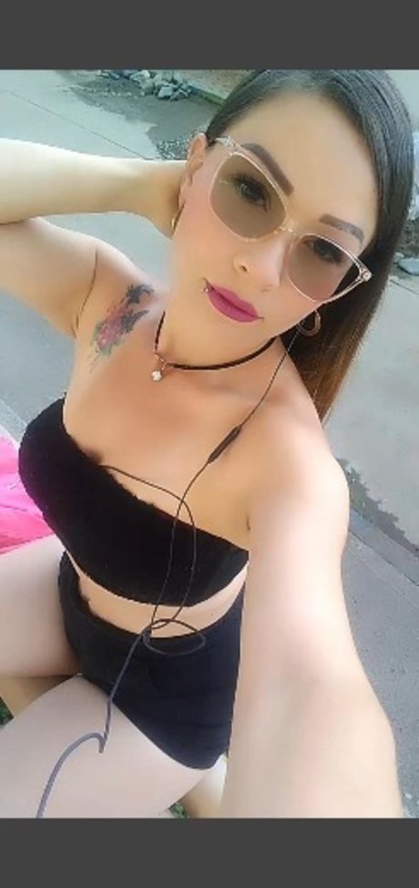 Lupita porn model image