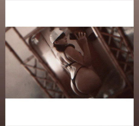 _LUCIA_ pornstar nudes archive