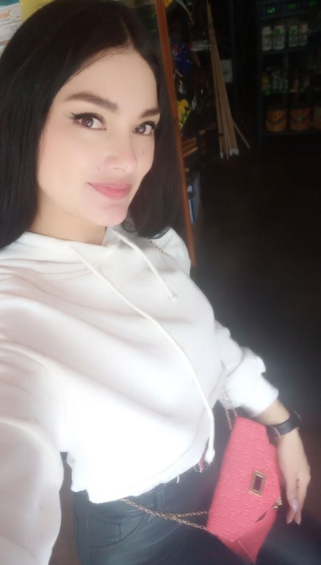 Maribrilliant hot model photos