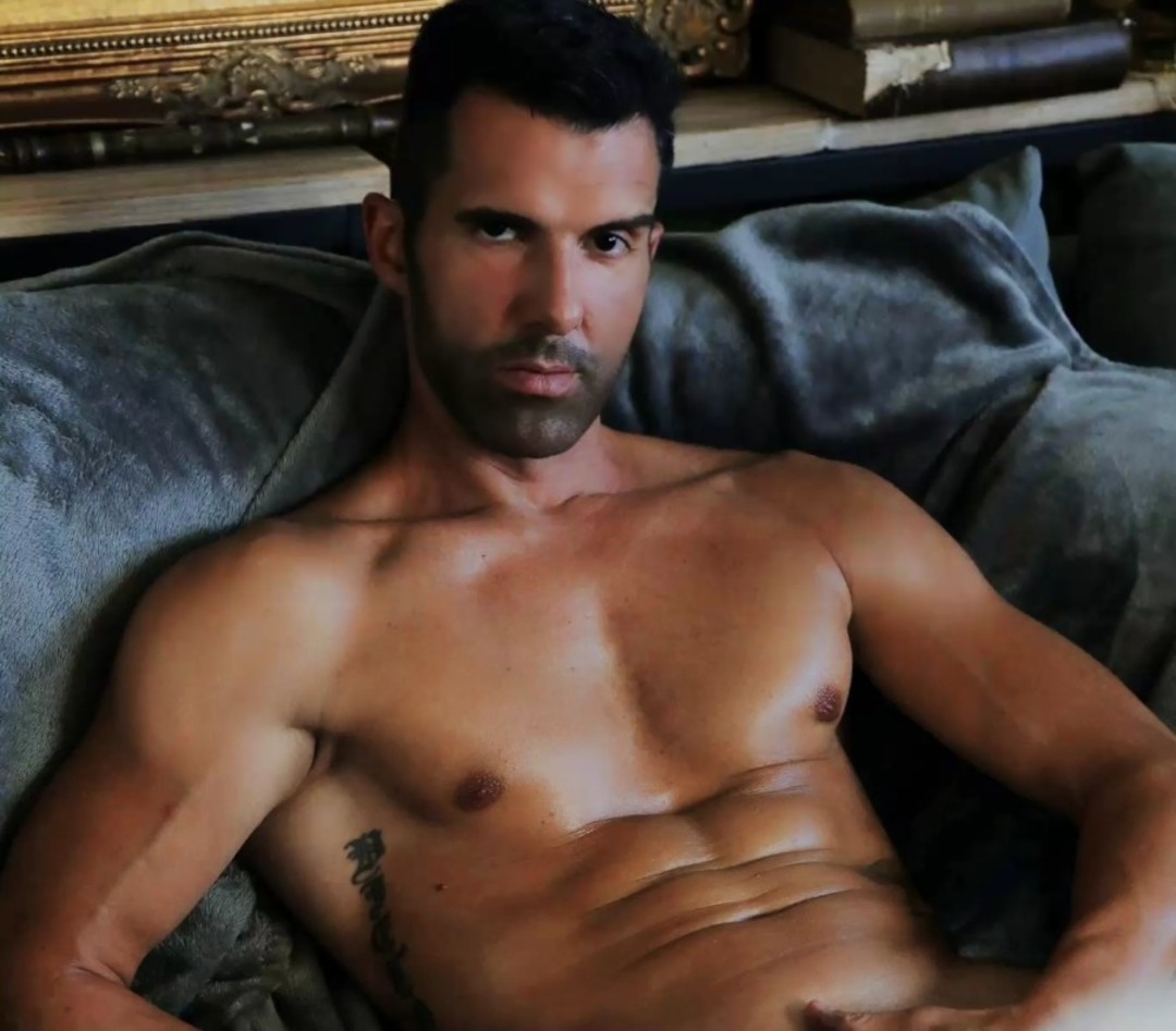 Marco Bull pornstar nude archive