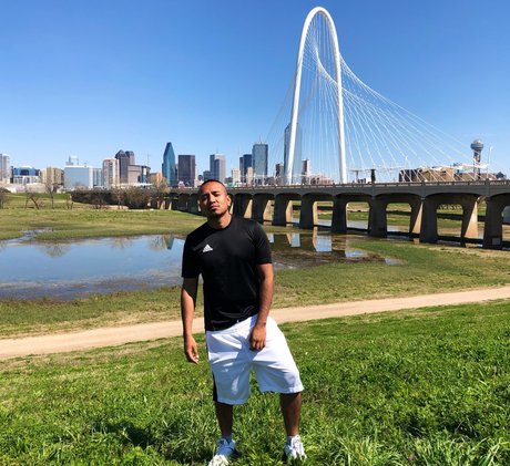 MAGNUM MORENO high quality model pic