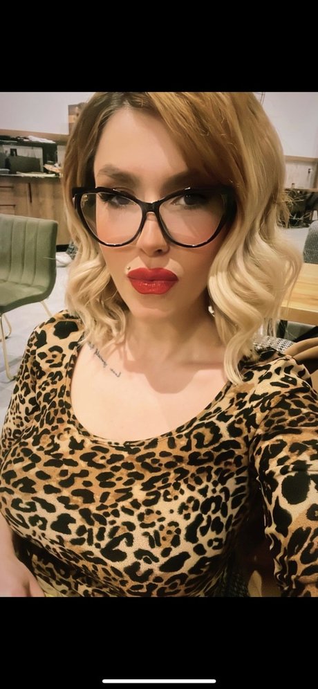 Melis pornstar perfect pic