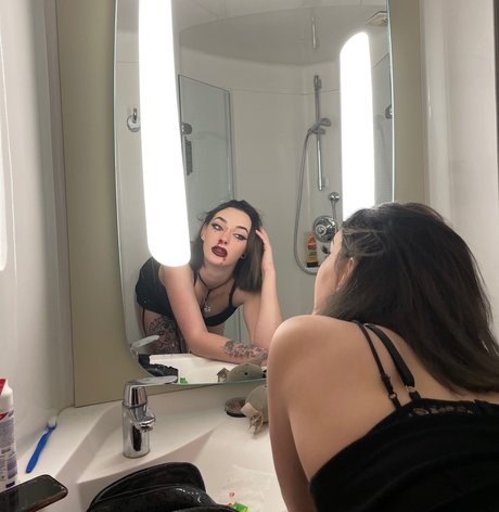 Megg_ sexy actress archive