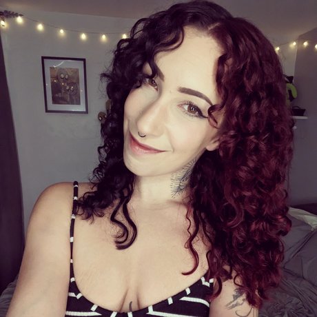 Maya Muze star free pictures