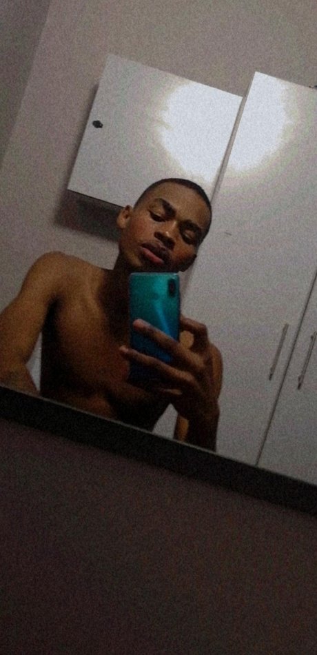 amateur shemale onlyfans xxx image