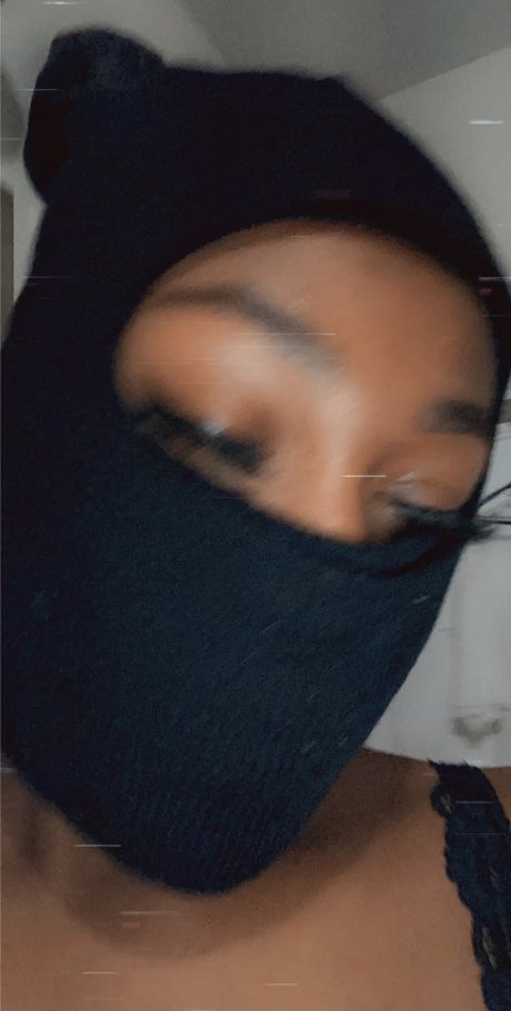 MILLYMAMII sex actress picture