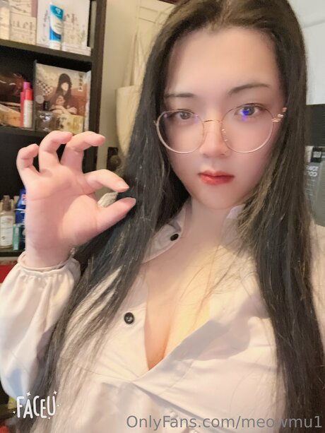 Ai SissyLunar pornstar sex pic