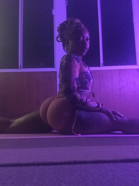 Tara Nephthys Binah top profile image