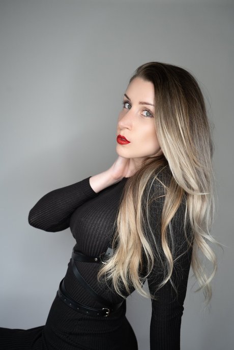 Dekadenzia top profile image