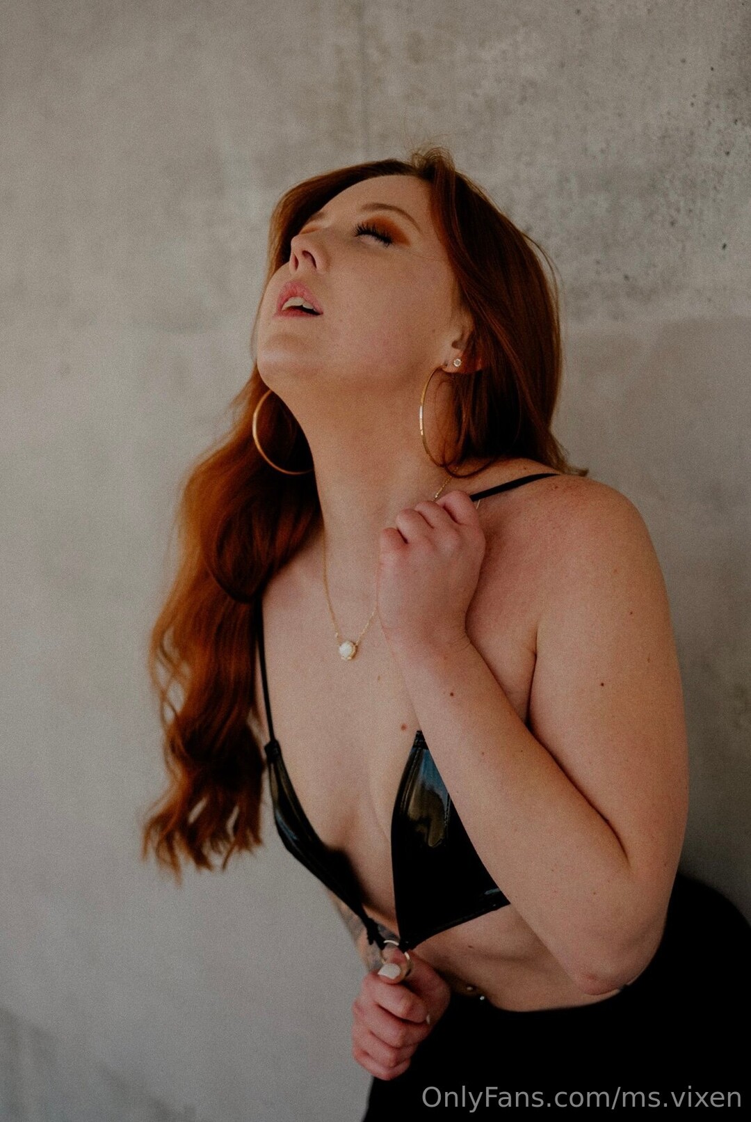 inside onlyfans sexy nude photos