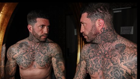 Niels van der Zanden nude star pics