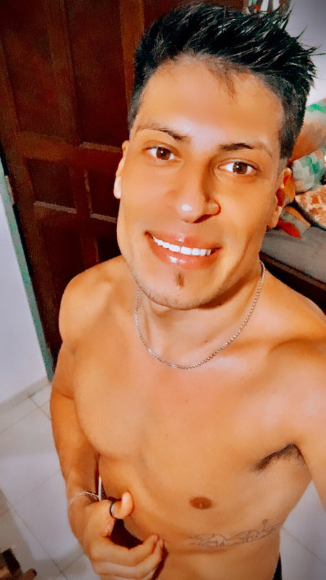 girlfriend onlyfans free nude image