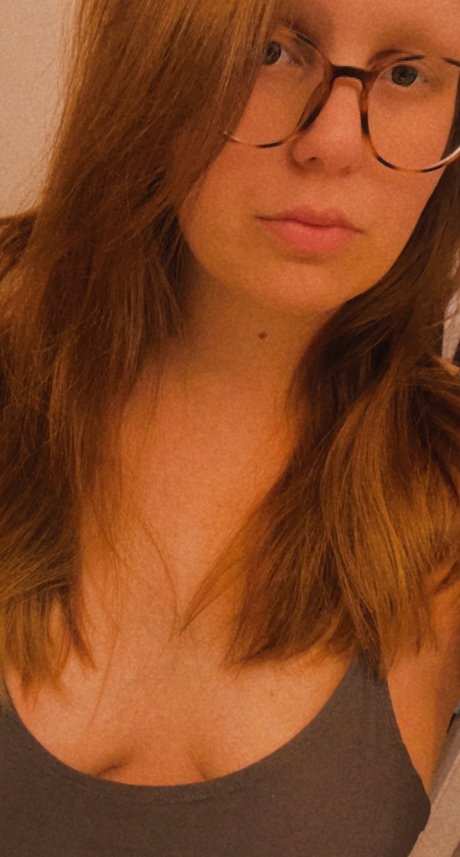 Nichole Pole model porn picture