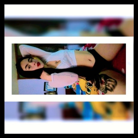 Natalia Moreno nude model pics