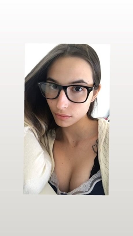 Naomi Mart nez star adult pic