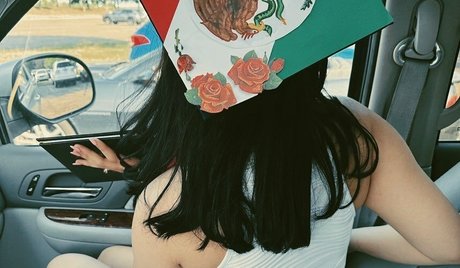 Amateur Latina Lazlye nude actress picture