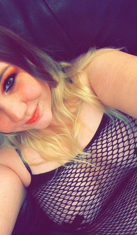 naked yoga onlyfans pretty pics