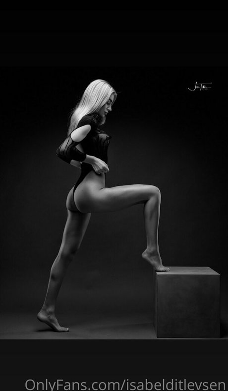 isabelditlevsen nude actress photo