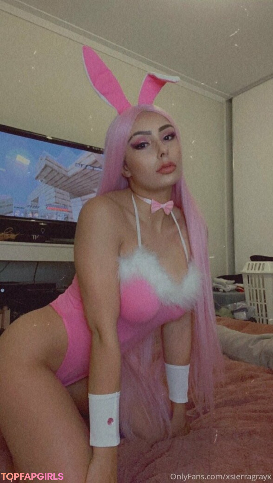 ratchetbrat nice model pic