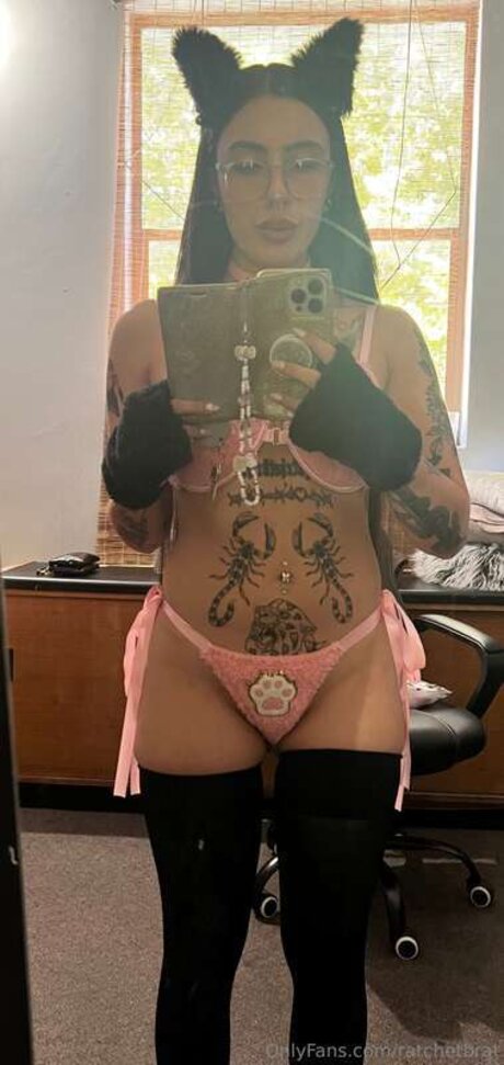 busty onlyfans erotic pics