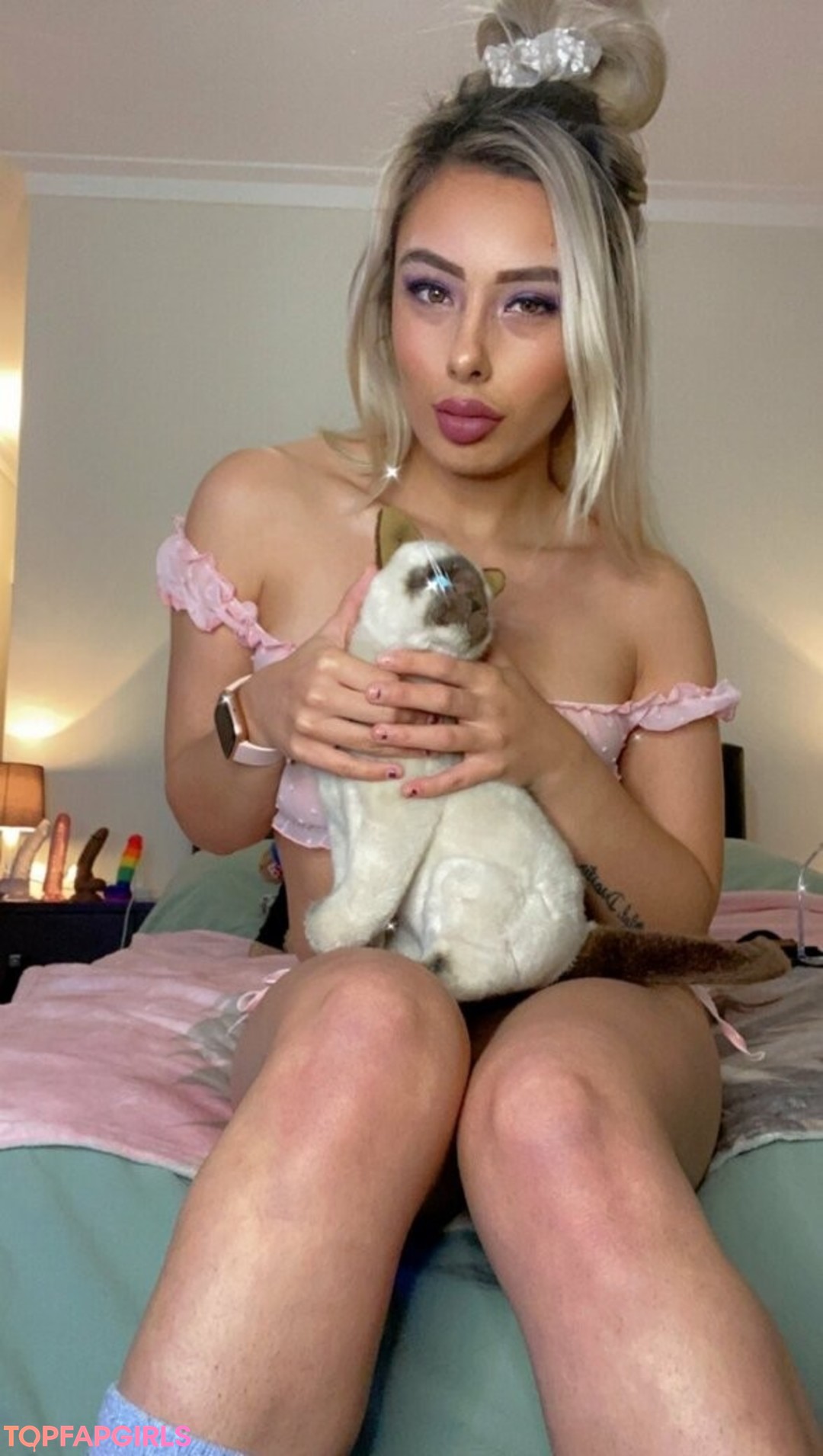 ratchetbrat model free images