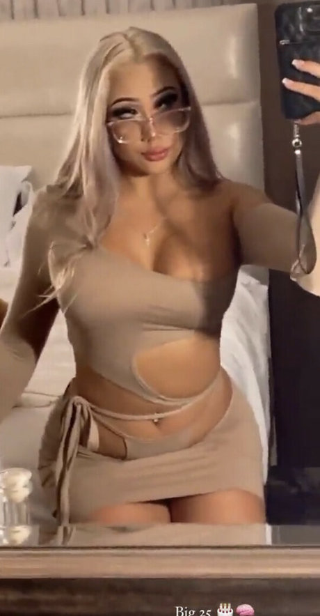 Beamer Babe top star pics