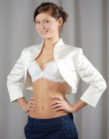 Joliette s Island Adventures nice model img