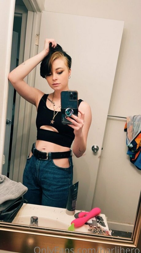 Harlihero pornstar pretty pic