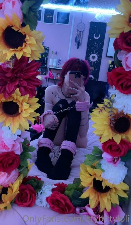 ittybittyloli porn actress photo