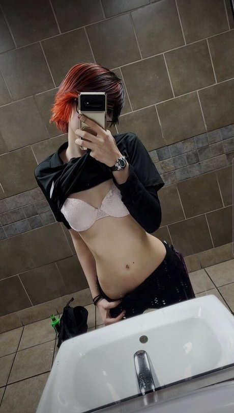 ittybittyloli star free img