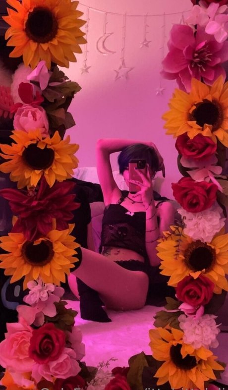 ittybittyloli adult actress pic